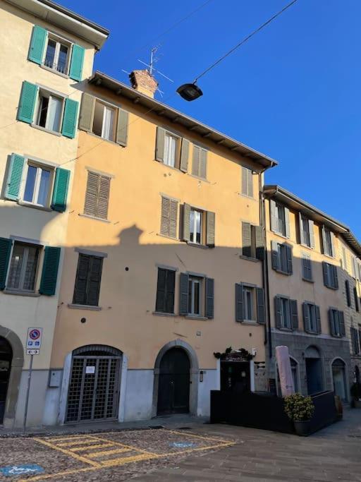 Accademia Love Leilighet Bergamo Eksteriør bilde